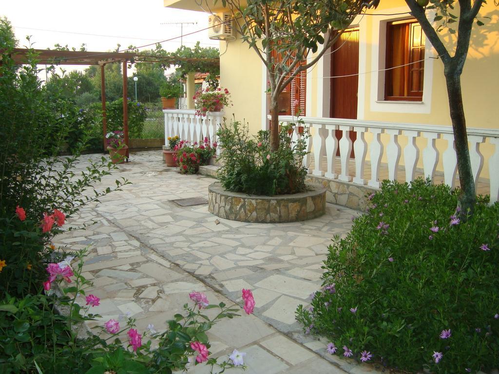 Apartment Victoria Agios Georgios  ภายนอก รูปภาพ