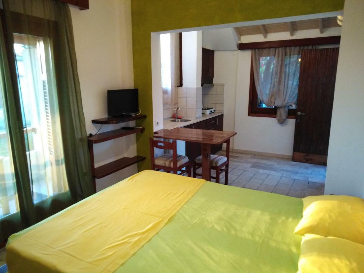 Apartment Victoria Agios Georgios  ภายนอก รูปภาพ