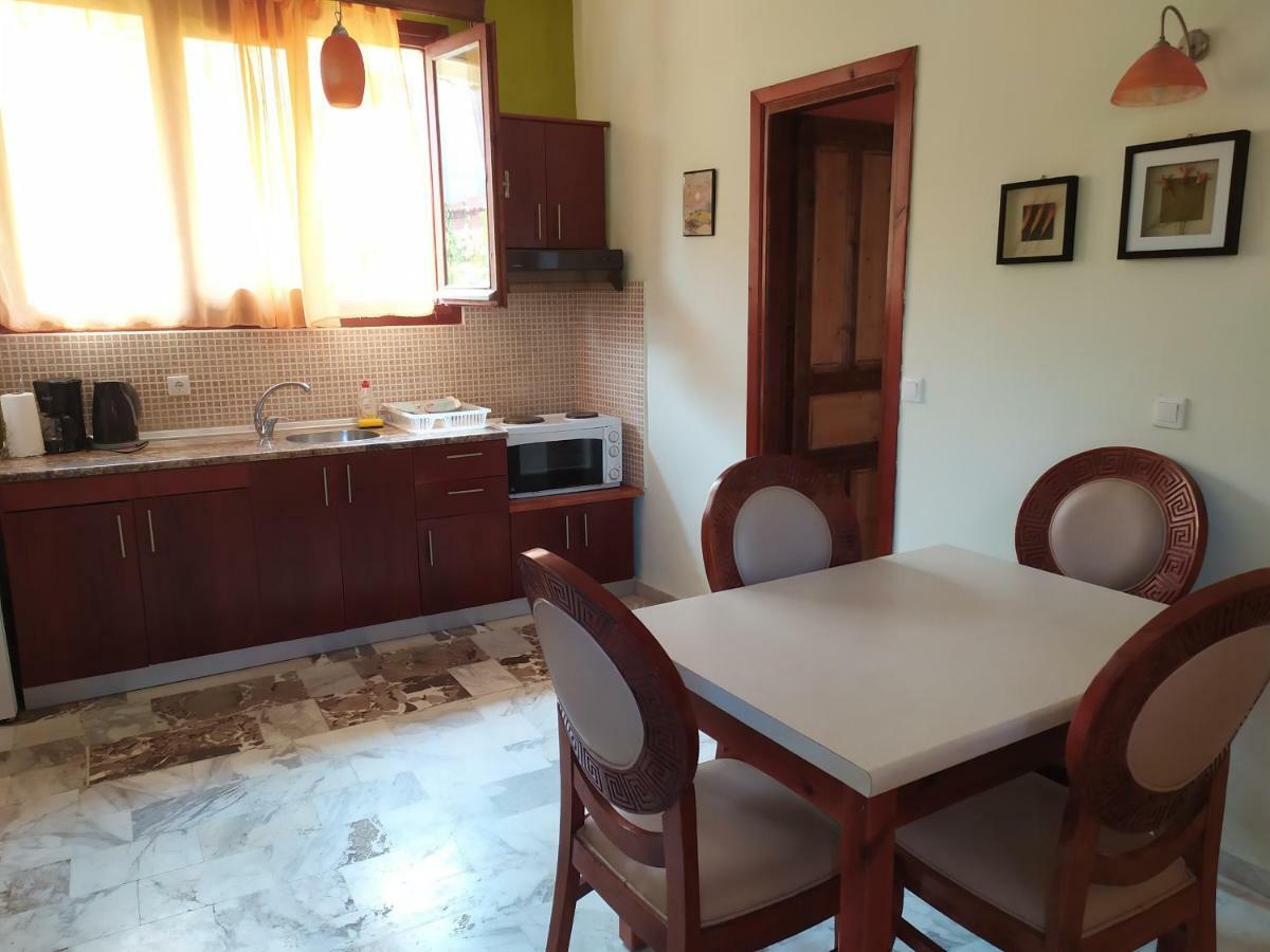 Apartment Victoria Agios Georgios  ภายนอก รูปภาพ