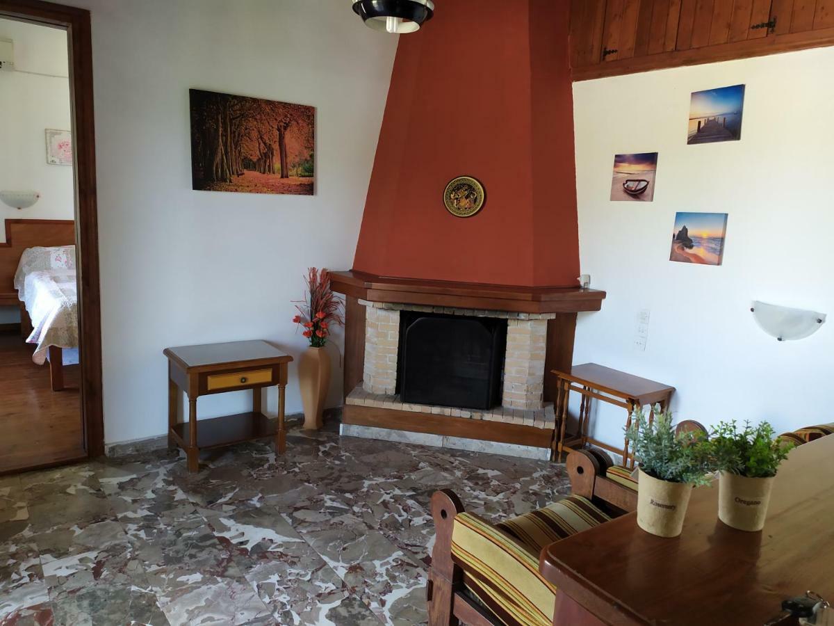 Apartment Victoria Agios Georgios  ภายนอก รูปภาพ